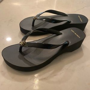 Tory Burch Flip Flops Size 9